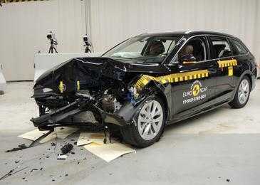 EuroNCAP разбил новую Skoda Octavia на отлично