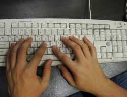 Hyundai переходит в России на автопродажи, страхование и кредитование через интернет