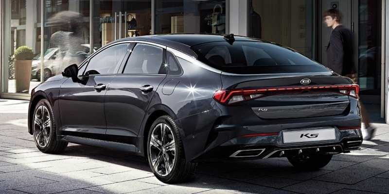 
                                    Kia представила Optima нового поколения
                            