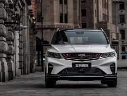 Компактный кроссовер Geely Coolray едет в Россию