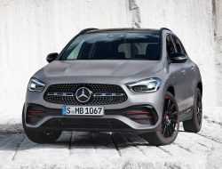 Компактный Mercedes-Benz GLA сменил поколение