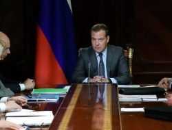 Медведев выступил против отмены нештрафуемого порога 20 км/ч