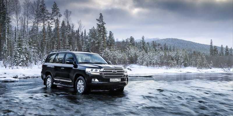 
                                    Названы самые популярные полноприводники стоимостью более 5 млн рублей
                            