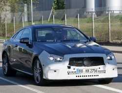 Обновленное купе Mercedes-Benz E-класса засняли фотошпионы