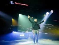 Почему рэпер Баста изменил Rolls-Royce с китайским кроссовером