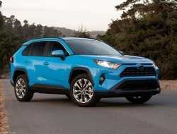 Toyota RAV4 и «лосиный тест»: бояться нечего
