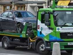 В Москве объявили охоту на машины без номеров
