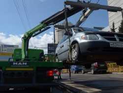 В Москве подорожает эвакуация неправильно припаркованных автомобилей