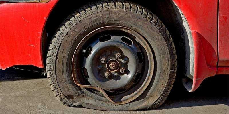 
                                    В Подмосковье злоумышленник проколол колеса 76 автомобилей
                            