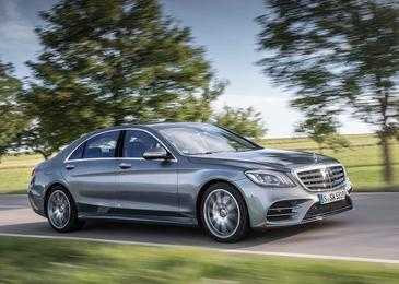 В России Mercedes-Benz отзывает более 1000 кроссоверов, седанов и купе