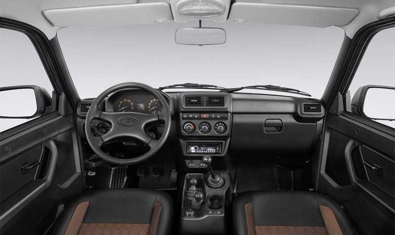 
                                    АвтоВАЗ назвал цены на обновленную Lada 4&times;4
                            