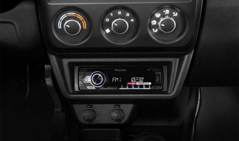 
                                    АвтоВАЗ назвал цены на обновленную Lada 4&times;4
                            