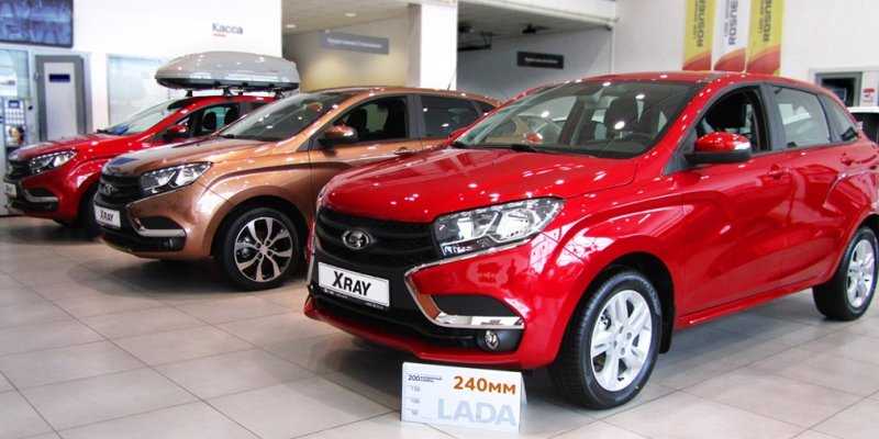 
                                    АвтоВАЗ рассказал о продажах Lada XRay с вариатором
                            