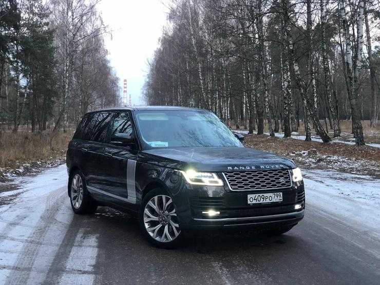 Хочу быть сзади, первым и пьяным: тест-драйв Land Rover Range Rover Vogue SE