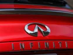Infiniti распродает все свои кроссоверы на выгодных условиях