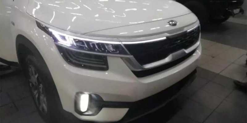 
                                    Kia начала поставки кроссовера Seltos российским дилерам
                            