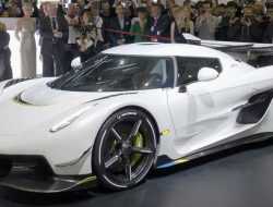 Koenigsegg выпустит «убийцу» рекордсмена скорости