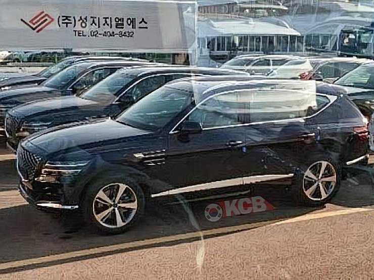 Кроссовер Genesis GV80 вышел на рынок