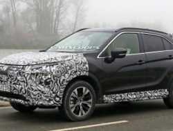 Mitsubishi вывела на тесты обновленный кроссовер Eclipse Cross