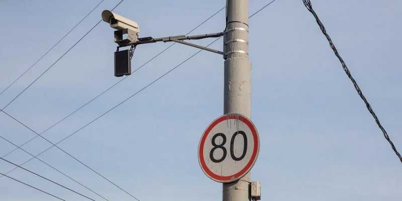 
                                    Mitsubishi&nbsp;Outlander без водителя оштрафовали за превышение скорости
                            