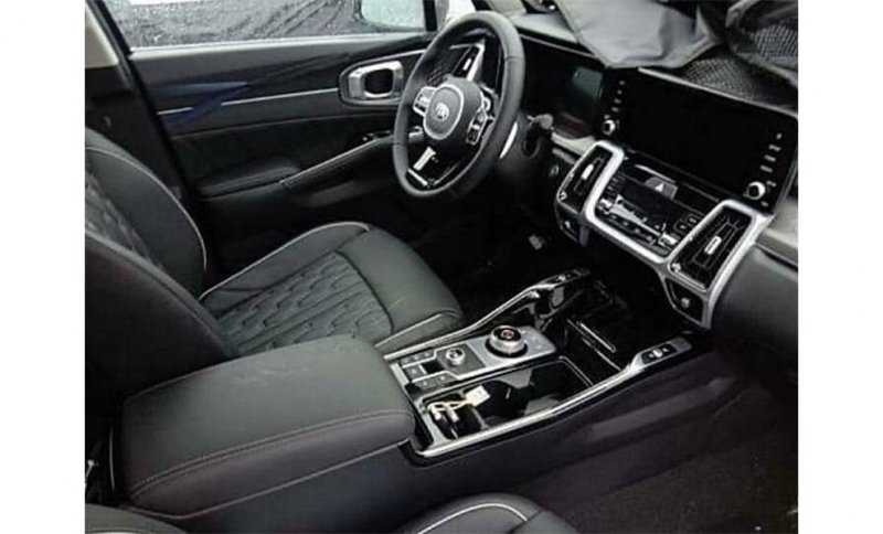 
                                    Новый Kia Sorento станет похожим на кроссовер Seltos
                            