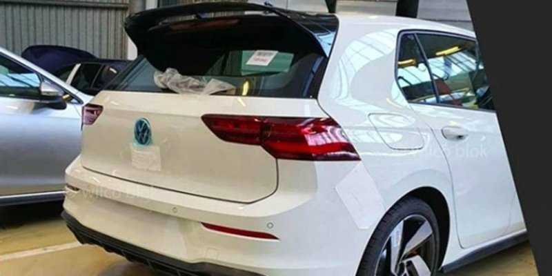 
                                    Новый Volkswagen Golf GTI сфотографировали без камуфляжа
                            