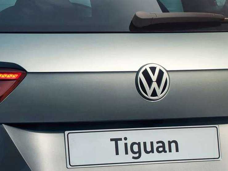 Опубликовано первое фото обновленного Volkswagen Tiguan