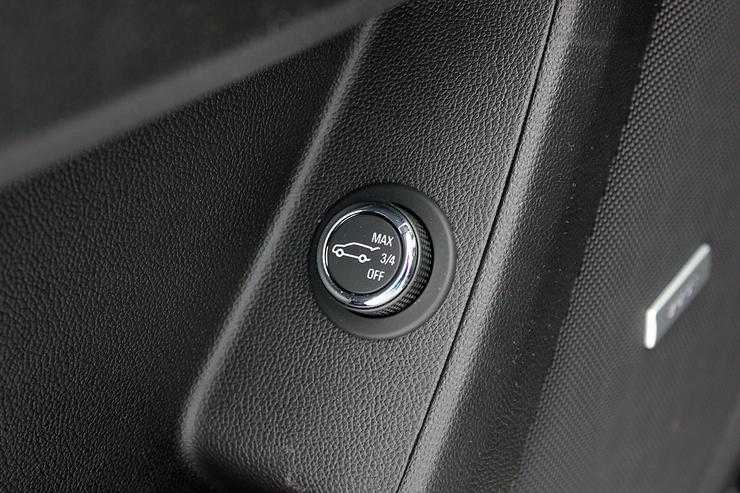 Семеро по лавкам: семейный тест-драйв кроссовера Chevrolet Traverse