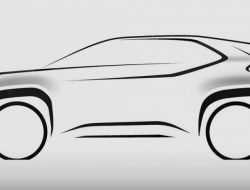 Toyota анонсировала новый маленький кроссовер