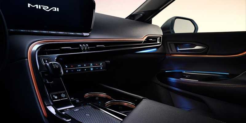 
                                    Toyota рассекретила новый водородный седан
                            