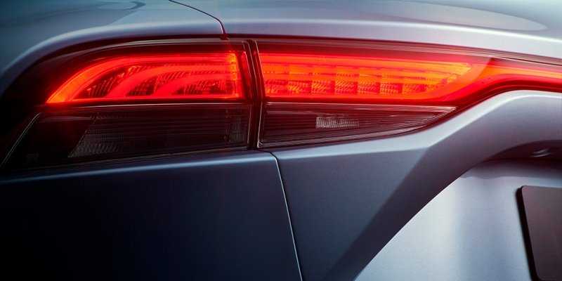 
                                    Toyota рассекретила новый водородный седан
                            