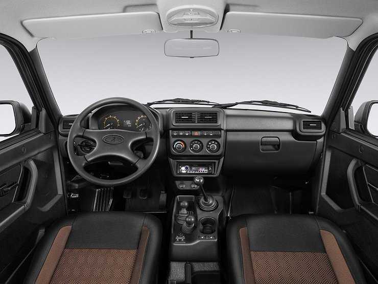 В России начали продавать обновленный и подорожавший LADA 4x4