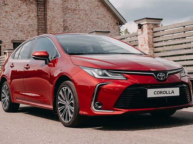 В России открылись продажи обновленной Toyota Corolla