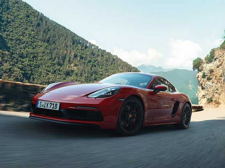 В России стартовали продажи Porsche 718 Cayman и 718 Boxster с новым мотором