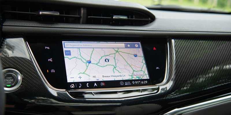 
                                    Cadillac назвал российские цены на большой кроссовер XT6
                            