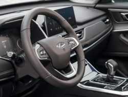 Chery показала салон самого большого кроссовера Tiggo для России