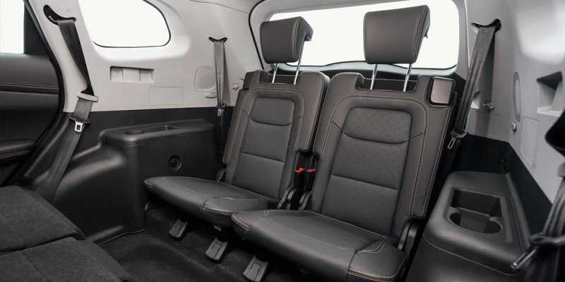 
                                    Chery показала салон самого большого кроссовера Tiggo для России
                            