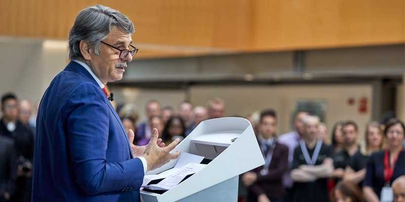 
                                    Генеральный директор Jaguar Land Rover уйдет в отставку
                            