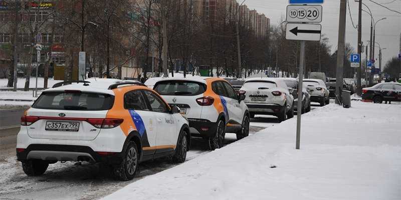 
                                    Москвичка, посадившая ребенка за руль, объяснила свой поступок
                            