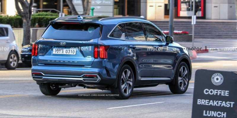 
                                    Новый Kia Sorento: фото и техника
                            