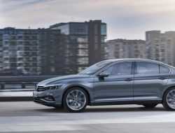 Новый Volkswagen Passat для России: названы комплектации и цены