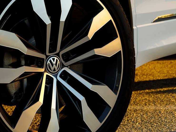 Обновленный Volkswagen Tiguan могут показать уже в марте 2020 года