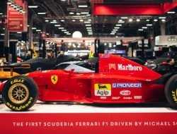 Первый болид Ferrari Михаэля Шумахера выставили на продажу