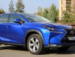 У москвички забрали Lexus NX200 из-за штрафов за парковку