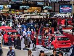 Участников автошоу в Женеве попросили пройти медосмотр из-за коронавируса