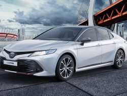 В России стартовали продажи Toyota Camry в спортивной версии