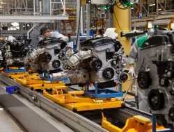 Американские автозаводы готовятся в возобновлению работы