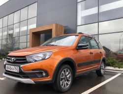 Еще не кроссовер, но уже не универсал: тест-драйв LADA Granta Cross