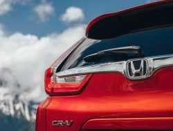 В России подорожал кроссовер Honda CR-V