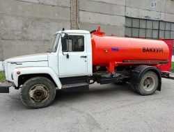 Что перевозят и скрывают от посторонних глаз автомобили с надписью «вакуум» на бортах